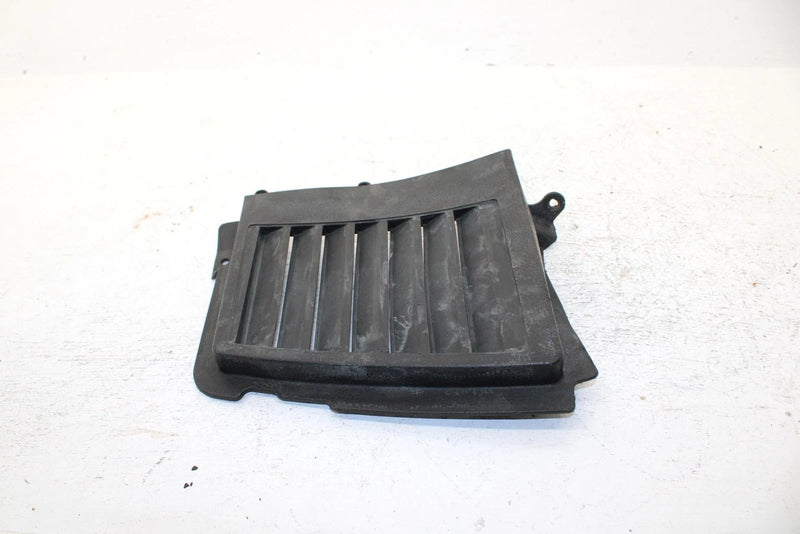 1990 Yamaha Phazer Ii Oem Side Louver Set 8X9-77131-00-00 SY16