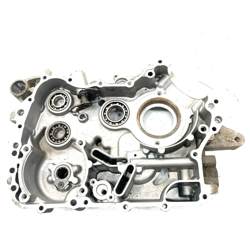 2004 Yamaha Bruin 350 YFM350FA 4x4 OEM Crankcase 5UH-15100-09-00 AY63