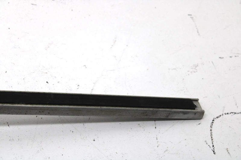 1985 Yamaha Enticer 340 Oem Front Side Bumper 8X0-77513-00-00 SY132