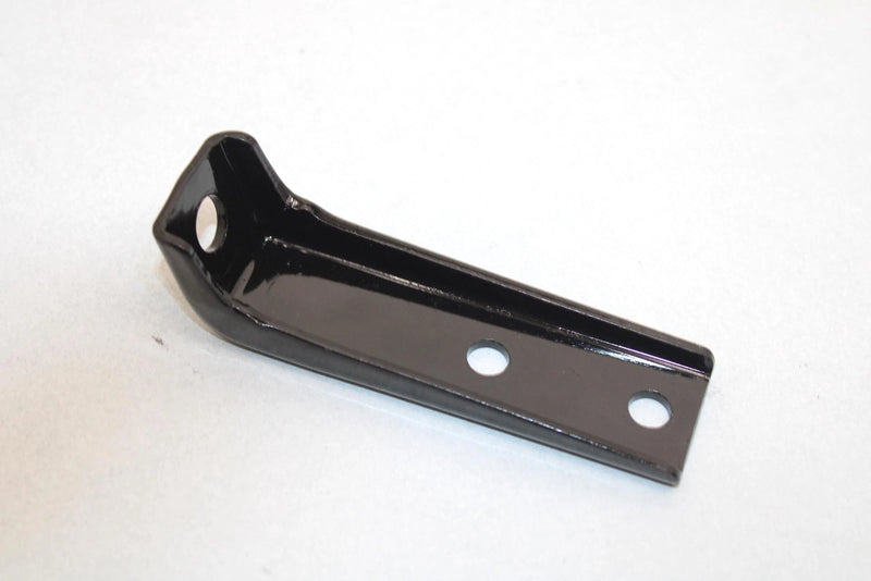 03 Arctic Cat 500 Fis Automatic  Oem Right Engine Mount Bracket 1506-024 AA19