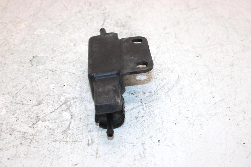 2003 Kawasaki Prairie 650 Oem Fuel Tank Breather Box  14069-1069 AK26