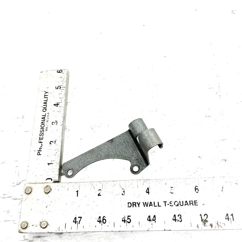 2004 Yamaha Rhino 660 OEM Oil Line Guide Bracket 5UG-13487-00-00 XY3.1
