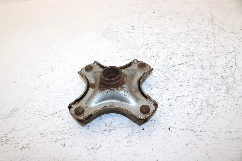 1992 Kawasaki Bayou 220 Oem Rear Wheel Hub 49030-1086 AK36