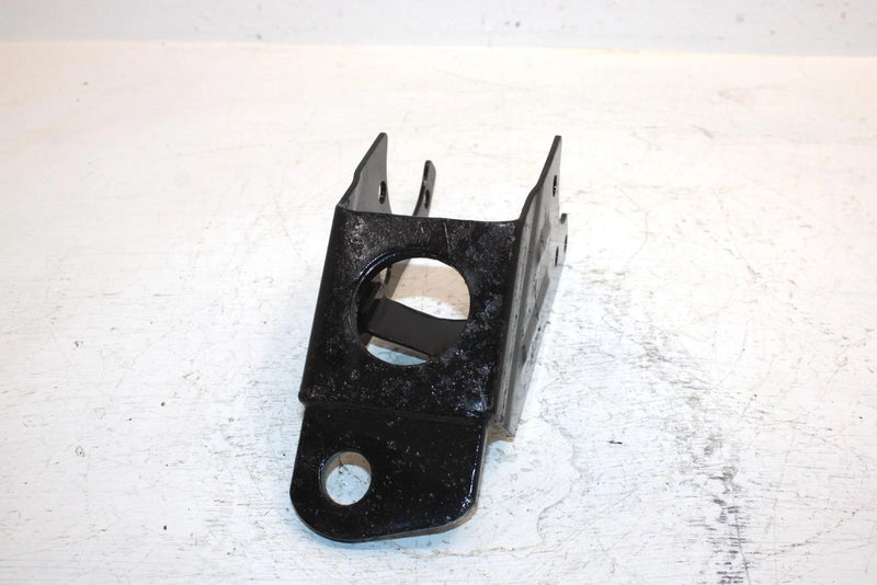 2003 Bombardier Quest 500 Oem Hitch Mount 705500244 AB13 