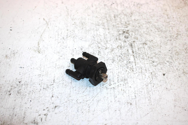 1997 Arctic Cat Monte Carlo 770 OEM Fuel Selector Valve 0670-710 JA9