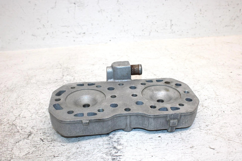 1995 Polaris 440 L/c Oem Cylinder Head 3084610 SP33