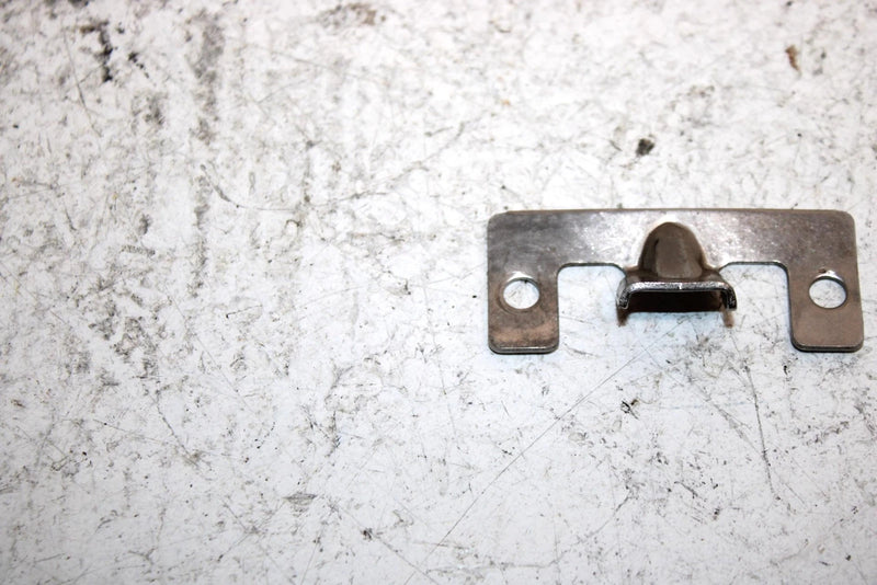 1993 Yamaha Waverunner 650 Oem Hood Lock Catch FJ0-65174-00-00 JY23