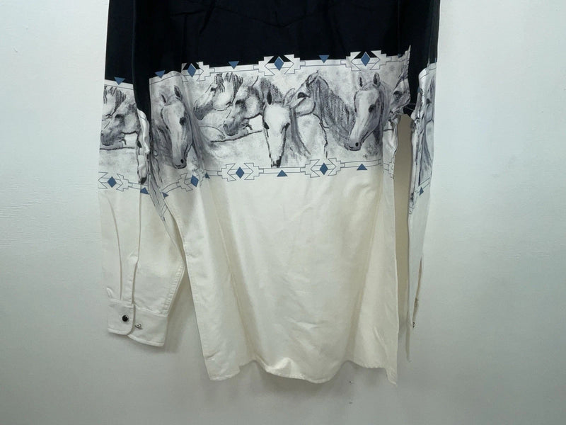 New Women’s White Black Cumberland Outfitters Long Sleeve Button Up M 3B-85