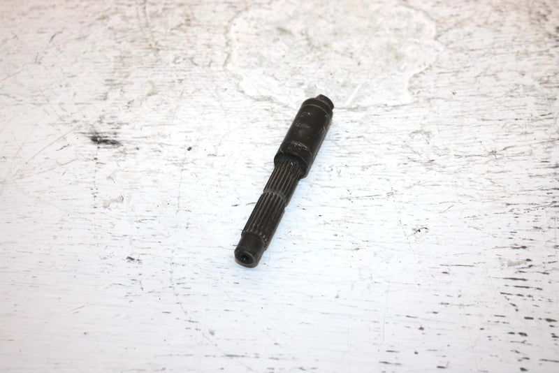 1990 Yamaha  Moto 4 Oem Drive Gear Shaft 52G-18197-00-00 AY5