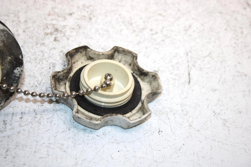 1998 Yamaha Waverunner Gp800 Oem Fuel Filler Neck GP7-U7833-00-00 JY9