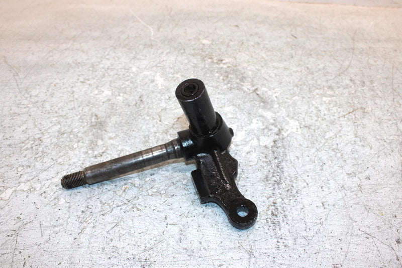 1988 Yamaha  Moto 4 Oem Right Steering Knuckle 59V-23502-01-00 AY23