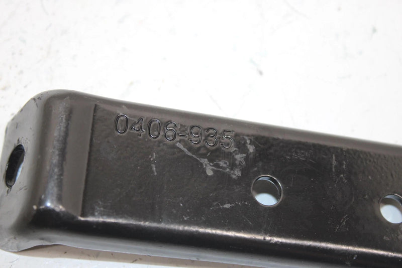 02 Arctic Cat 375 4x4 Automatic Oem Right Engine Bracket 0506-983 AA23