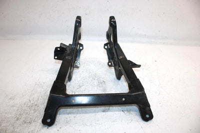 2019 Can-am Outlander 570 Oem Rear Frame Support 705203387 AB9