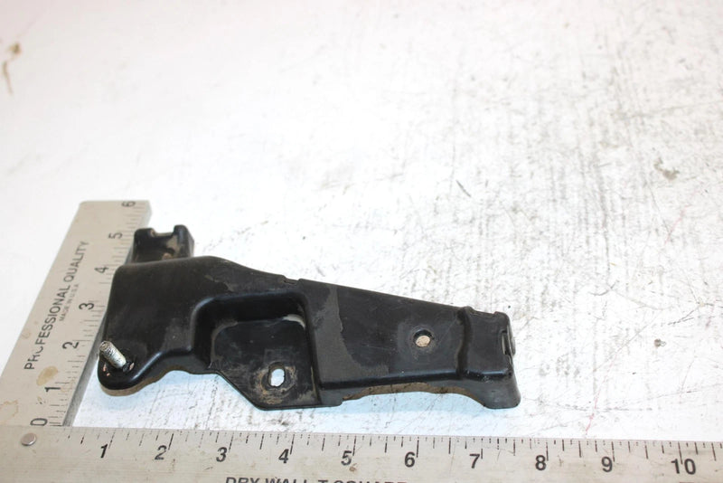 2019 Can-am Outlander 570 Oem Air Duct Support 707001262 AB9