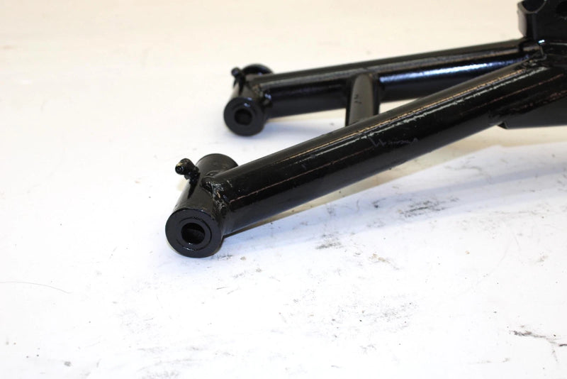 1988 Yamaha  Moto 4 Oem Front Left A Arm 2HT-23570-00-00 AY31