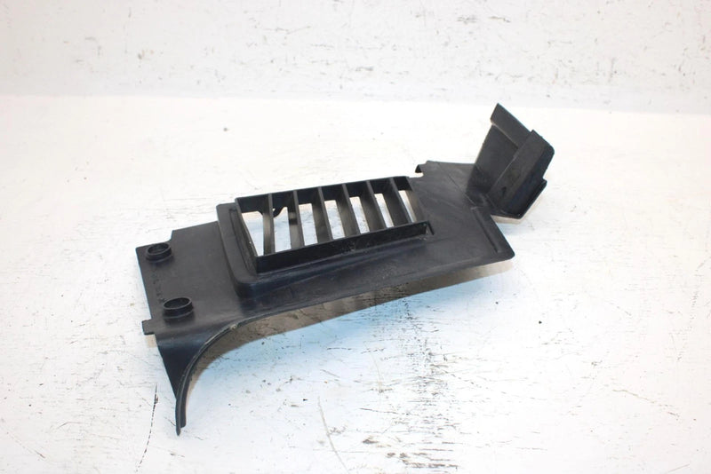1989 Yamaha Inviter Oem Left Rear Louver 83U-77131-00-00 SY17