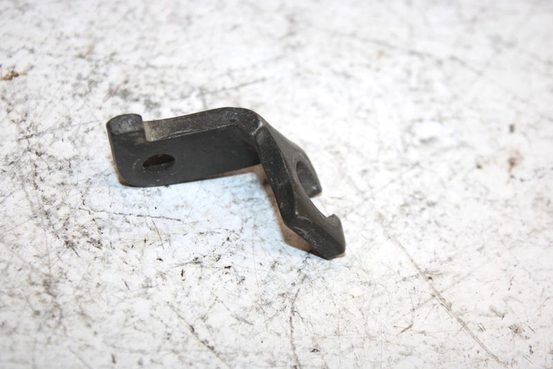 96 Yamaha Vmax 500 Xt Proaction Plus Oem Caliper Bracket 8AB-25721-00-00 Q4357