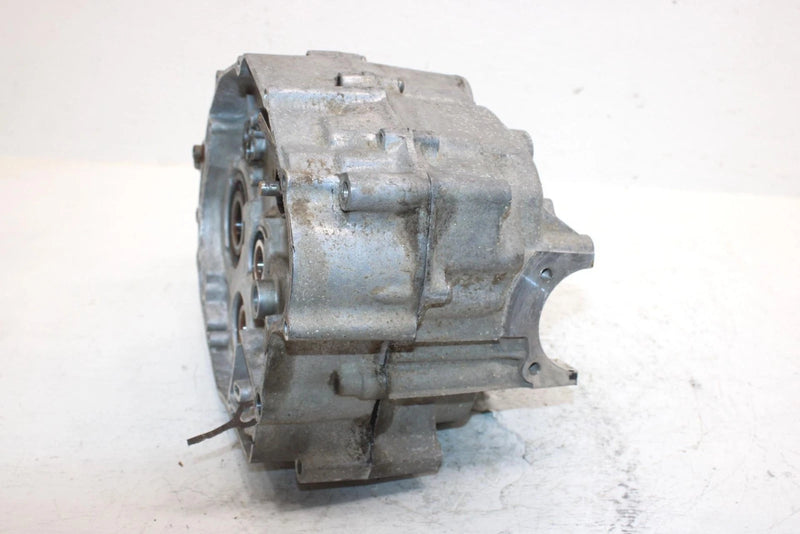 1990 Yamaha  Moto 4 Oem Crankcase 3GH-15100-00-00 AY5