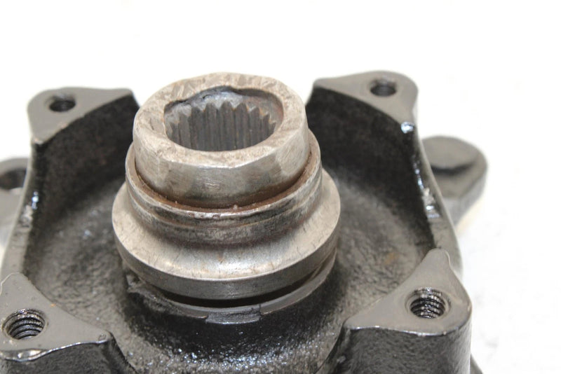 2002 Polaris Magnum 325 Oem Rear Wheel Hub 5135207 AP185