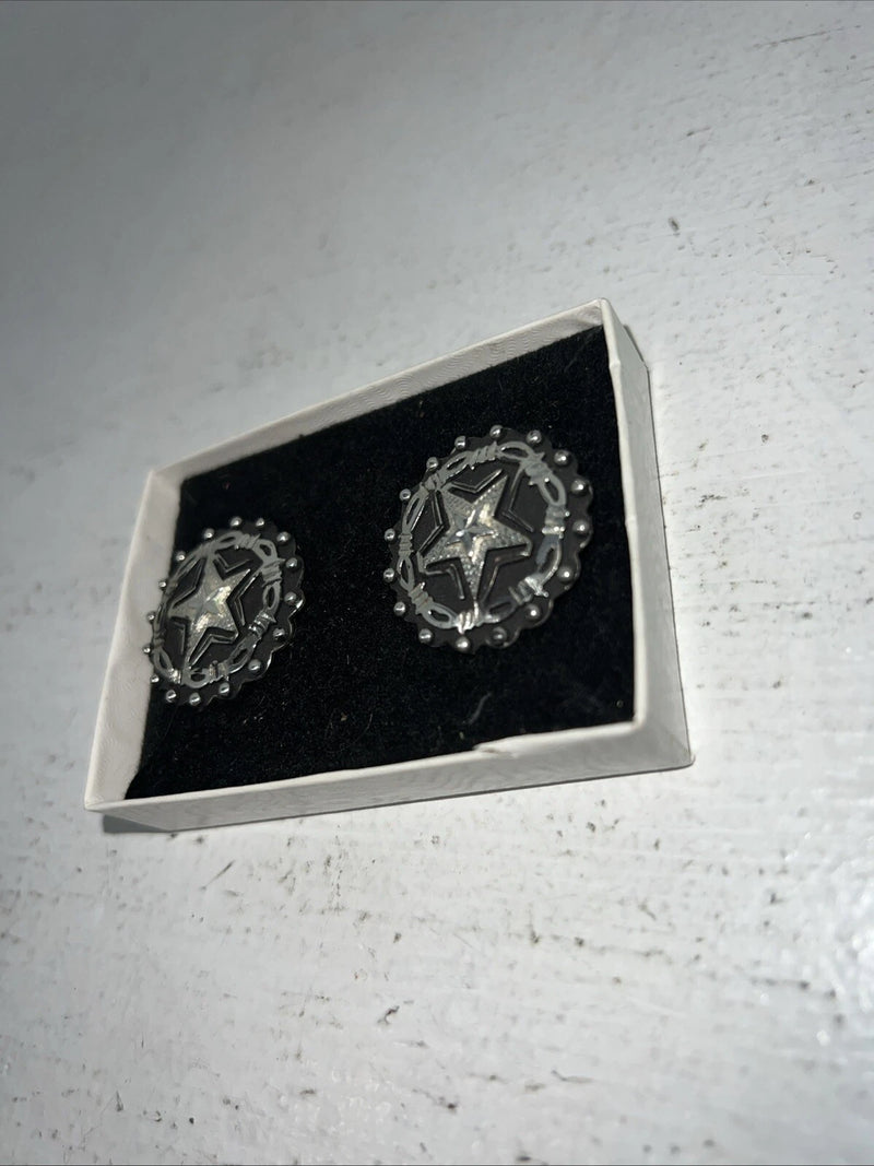 New Women’s Congress Leather Circle Silver Star Earrings. 93148 B-9