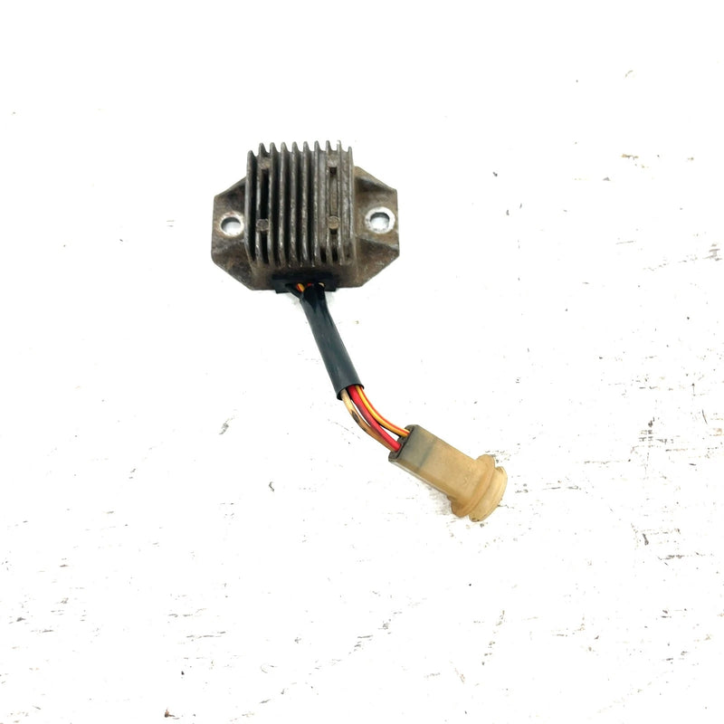 1985 Yamaha Tri Moto 200 YTM200 OEM Voltage Regulator 29U-81960-90-00 AY59