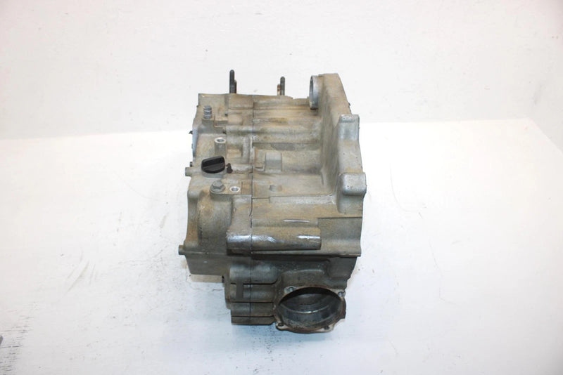 1998 Yamaha Grizzly Oem Crankcase  4WV-15100-12-00 AY49