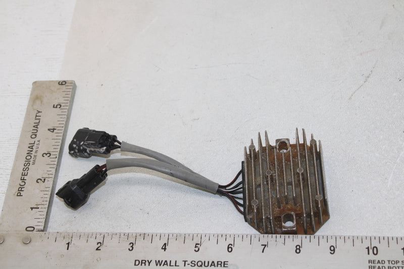 2003 Suzuki Lt-f400f Oem Voltage Regulator 4010654 4012536 AS23