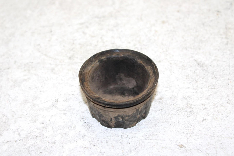 2000 Honda Trx 250 Recon Oem Hub Cap 44732-HC4-000 AH52
