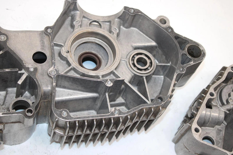 05 Polaris Phoenix 200 Oem Crankcase 0452912 0453133 AP35
