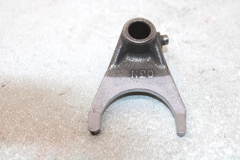 2006 Polaris Outlaw 500 Oem Left Shift Fork 3089709 AP4