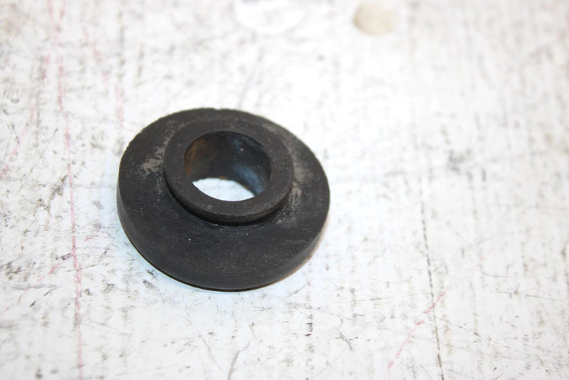 07 Polaris Sportsman 800 Efi Oem Lower Radiator Bushing Set 5410584 AP59