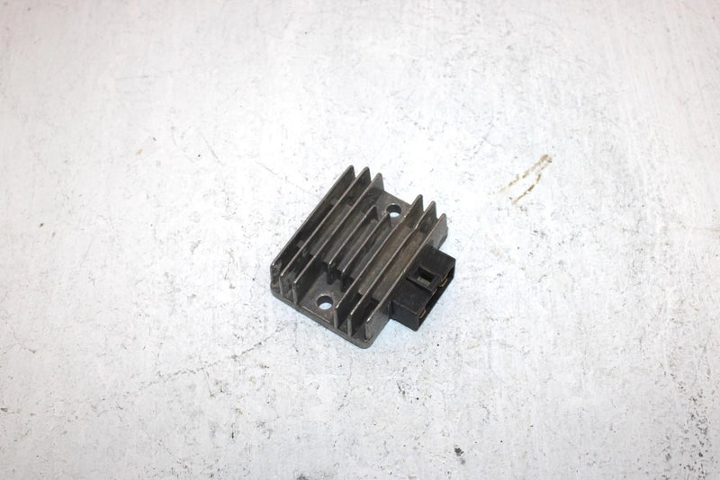 1994 Kawasaki Bayou 220 Oem Voltage Regulator 21066-1052 AK3
