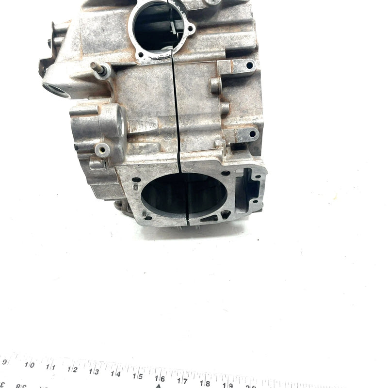 07-22 Can-Am Outlander 650 4x4 XT HO EFI OEM Crankcase 420685317 AB17