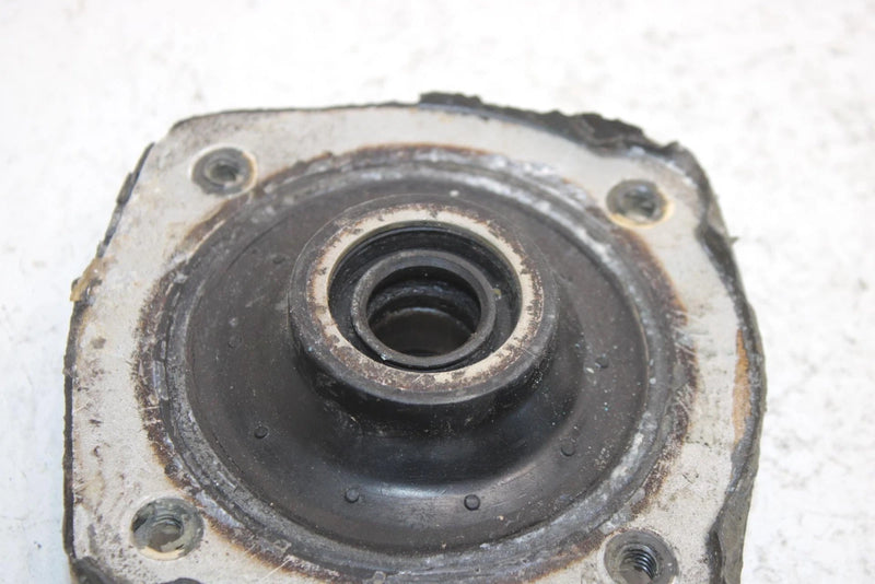 1994 Kawasaki 750 Ss Super Sport Oem Bearing Holder 13091-3730 JK9