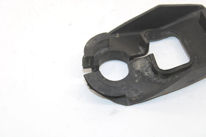 1988 Yamaha Bravo Oem Instrument Panel Grommet 8R4-77740-00-00 SY72