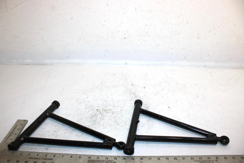 96 Polaris Trail Boss Oem Lower A Arm Set 2200477 2200478 AP74