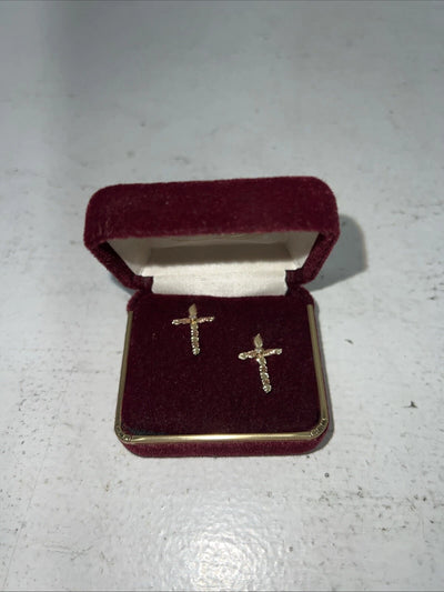 New Women’s Montana Silversmiths Small Cross Earrings With Stone. ER510Z A-65