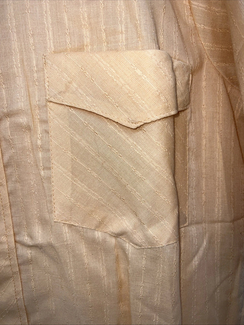 New Men’s Orange Permanent Press Short Sleeve Button Up Shirt. 15.5 M S-16