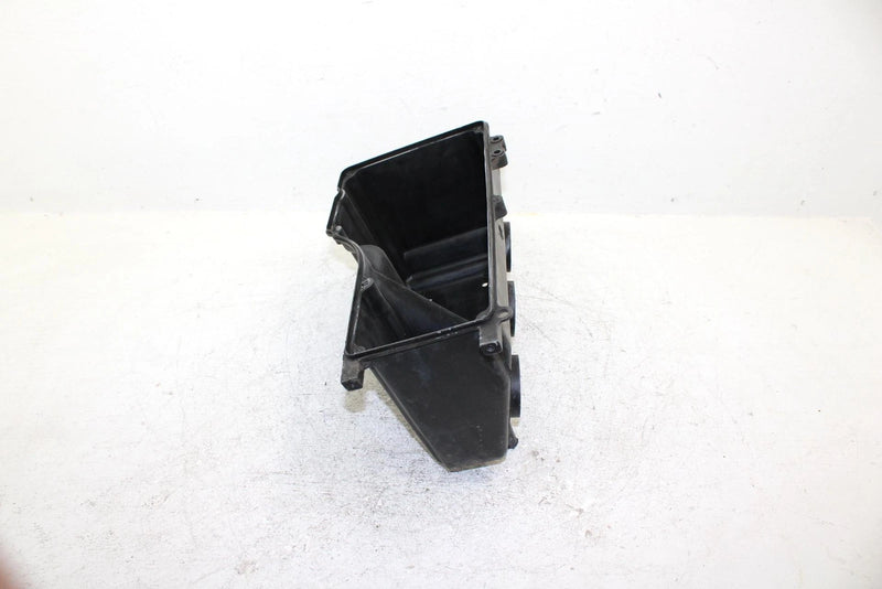 1999 Yamaha Vmax 600 Sx Oem Airbox Base 8CH-14441-01-00 SY5