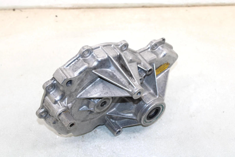 00 Polaris Trail Blazer  Left Gear Case Half 3233686 3234048 AP137