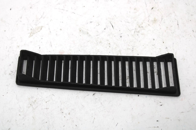 1983 Yamaha Excel Iii Oem Hood Louver 8J4-77134-00-00 SY133
