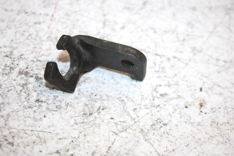 96 Yamaha Vmax 500 Xt Proaction Plus Oem Caliper Bracket 8AB-25721-00-00 Q4357