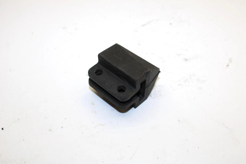 Yamaha Oem Rear Suspension Rail Rubber Damper Bumper 8ES-47456-00-00 Q1724