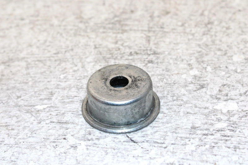 1995 Yamaha Vmax 500 Oem Front Shock Retainer 8BN-22401-00-00 SY34