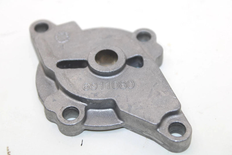 2017 Ski-doo Grand Touring 900 Oem Oil Pump Cover 420911080 SS65