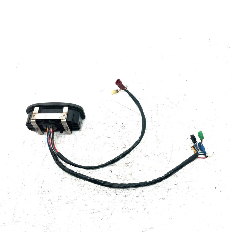 1998 Yamaha WaveRunner XL1200 OEM Speedometer GP8-6820A-22-00 JY26