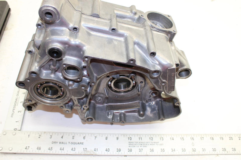 89 Suzuki Quadrunner 160 LT160E 2x4 OEM Crankcase 11301-35861 AS16