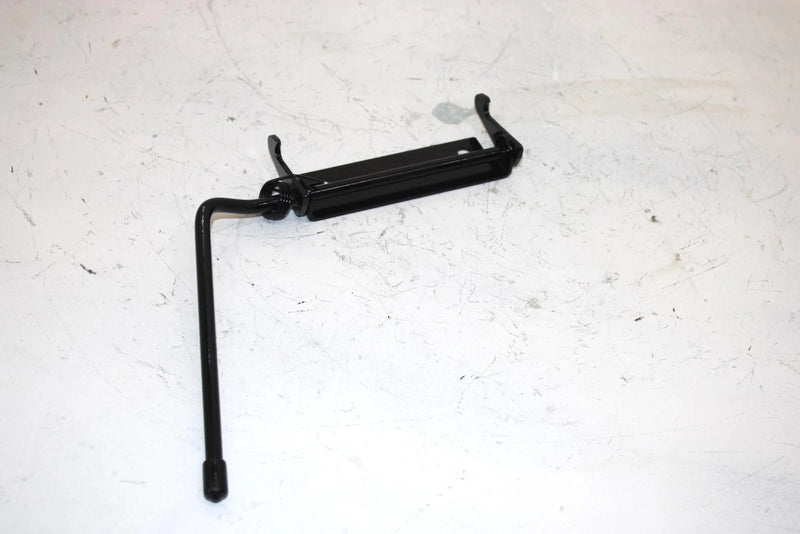 02 Arctic Cat 250 2x4 Oem Seat Latch 1506-056 AA22