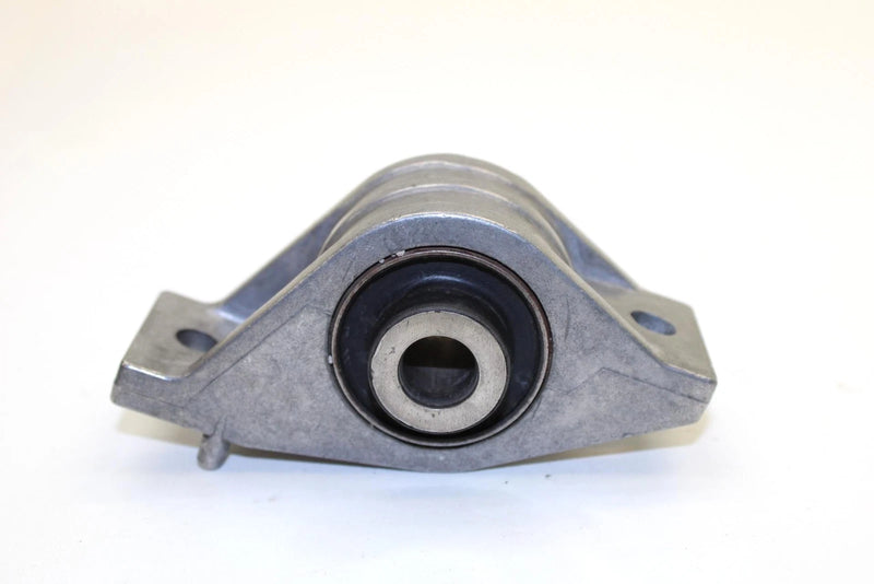 2006 Yamaha Nytro Oem PTO Side Motor Mount 8ES-21410-00-00 Q1554