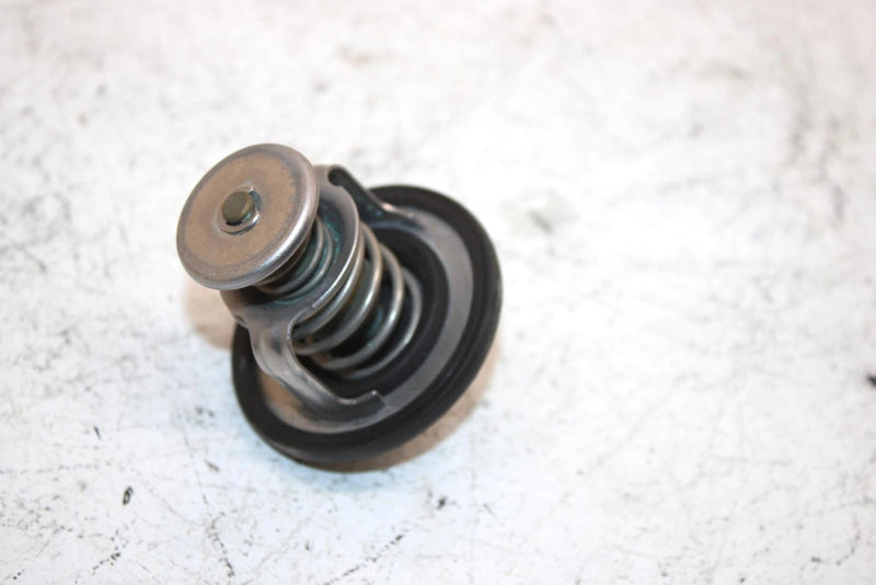 02 Yamaha Sx Viper Oem Thermostat 8EK-12410-00-00 SY106